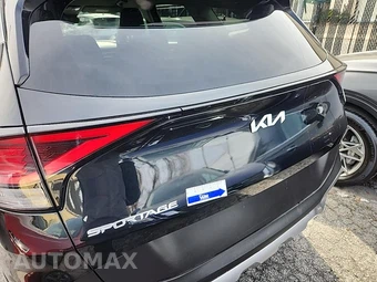 2025 Kia Sportage LX - miniatura 21