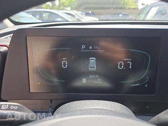 2025 Kia Sportage LX - miniatura 9