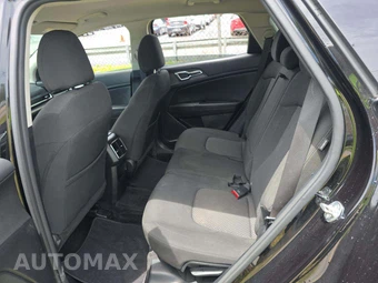 2025 Kia Sportage LX - miniatura 7