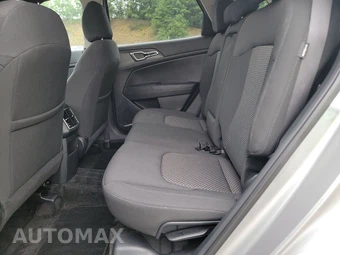 2025 Kia Sportage LX - miniatura 19