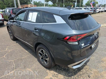2025 Kia Sportage LX - miniatura 2