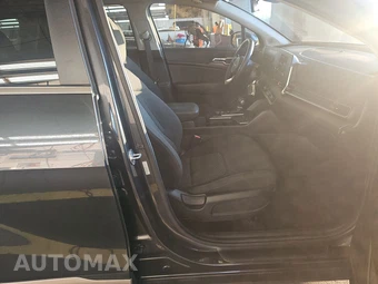 2025 Kia Sportage LX - miniatura 8