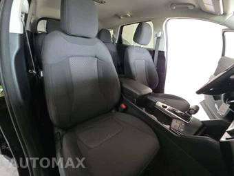 2025 Kia Sportage LX - miniatura 18
