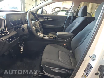 2025 Kia Sportage LX - miniatura 7