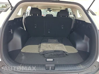 2025 Kia Sportage LX - miniatura 16
