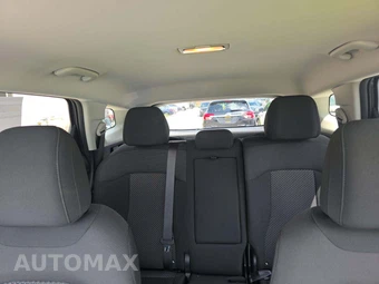 2025 Kia Sportage LX - miniatura 11