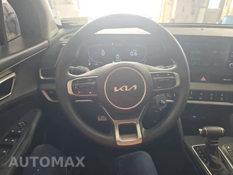 2025 Kia Sportage LX - miniatura 10