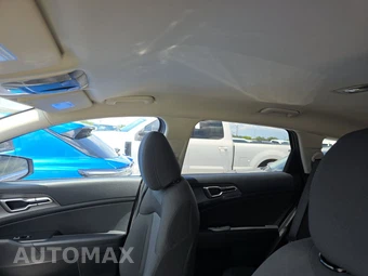 2025 Kia Sportage LX - miniatura 18