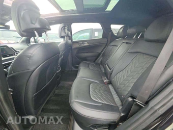 2025 Kia Sportage Plug-In Hybrid X-Line - miniatura 13