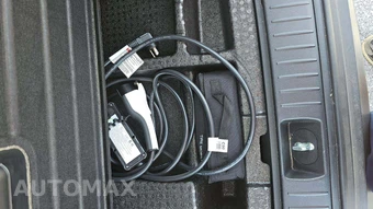 2025 Kia Sportage Plug-In Hybrid X-Line - miniatura 20