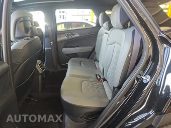2025 Kia Sportage Plug-In Hybrid X-Line Prestige - miniatura 13