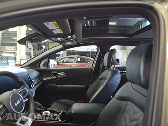 2025 Kia Sportage Plug-In Hybrid X-Line Prestige - miniatura 20