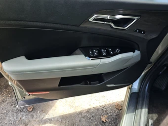 2025 Kia Sportage Plug-In Hybrid X-Line Prestige - miniatura 9