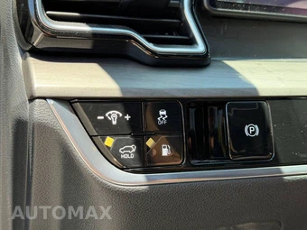 2025 Kia Sportage Plug-In Hybrid X-Line Prestige - miniatura 26