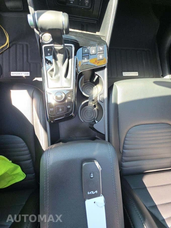 2025 Kia Sportage SX-Prestige - miniatura 8