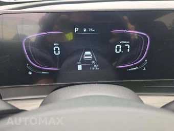 2025 Kia Sportage X-Line - miniatura 9