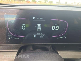 2025 Kia Sportage X-Line - miniatura 9