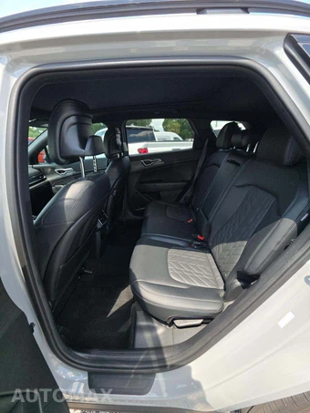 2025 Kia Sportage X-Line - miniatura 13