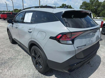 2025 Kia Sportage X-Line - miniatura 2