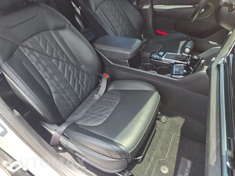 2025 Kia Sportage X-Line - miniatura 8