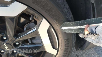2025 Kia Telluride S - miniatura 24
