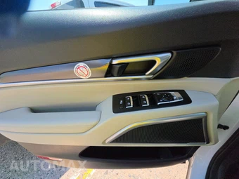 2025 Kia Telluride S - miniatura 9