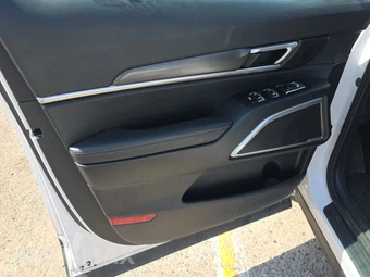 2025 Kia Telluride S – miniatura 9