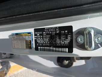 2025 Kia Telluride S - miniatura 15