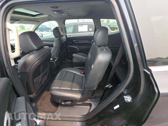 2025 Kia Telluride S – miniatura 13