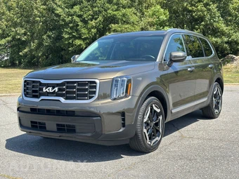 2025 Kia Telluride S - car from the USA, Manheim Buy-Now listing at AUTOMAX