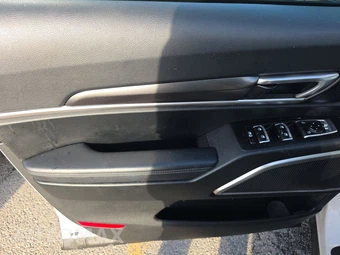 2025 Kia Telluride S - miniatura 9