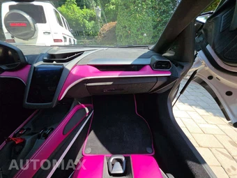 2025 Lamborghini Revuelto – miniatura 17