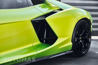 2025 Lamborghini Revuelto – miniatura 11