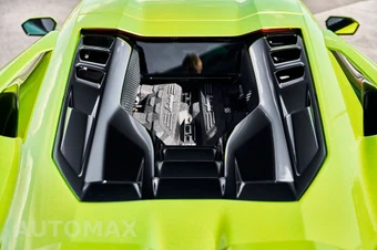 2025 Lamborghini Revuelto – miniatura 15