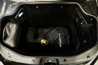 2025 Lamborghini Revuelto – miniatura 34