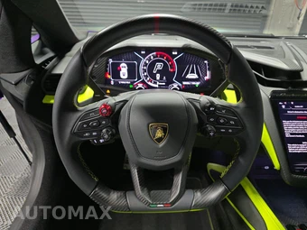 2025 Lamborghini Revuelto – miniatura 10