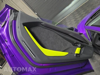 2025 Lamborghini Revuelto – miniatura 9