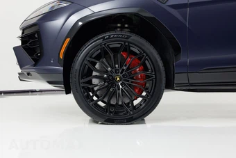 2025 Lamborghini Urus SE - miniatura 10