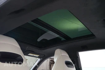2025 Lamborghini Urus SE - miniatura 21