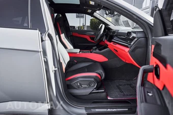 2025 Lamborghini Urus SE - miniatura 23