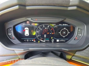 2025 Lamborghini Urus SE - miniatura 9