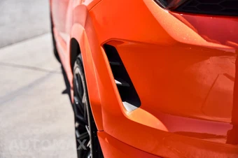 2025 Lamborghini Urus SE – miniatura 16