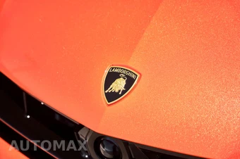 2025 Lamborghini Urus SE – miniatura 7