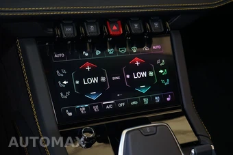 2025 Lamborghini Urus SE - miniatura 21