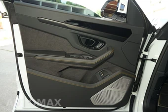 2025 Lamborghini Urus SE - miniatura 28