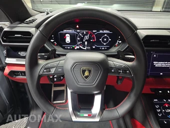 2025 Lamborghini Urus SE – miniatura 10