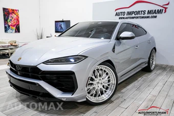 2025 Lamborghini Urus SE - car from the USA, Manheim Buy-Now listing at AUTOMAX