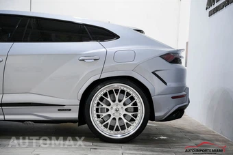 2025 Lamborghini Urus SE - miniatura 13