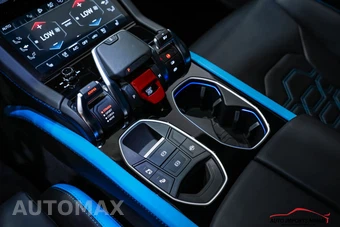 2025 Lamborghini Urus SE - miniatura 74