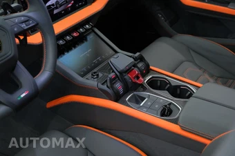 2025 Lamborghini Urus SE - miniatura 13